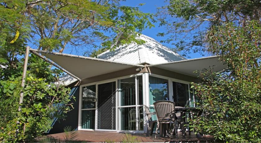 Kellys Beach Resort