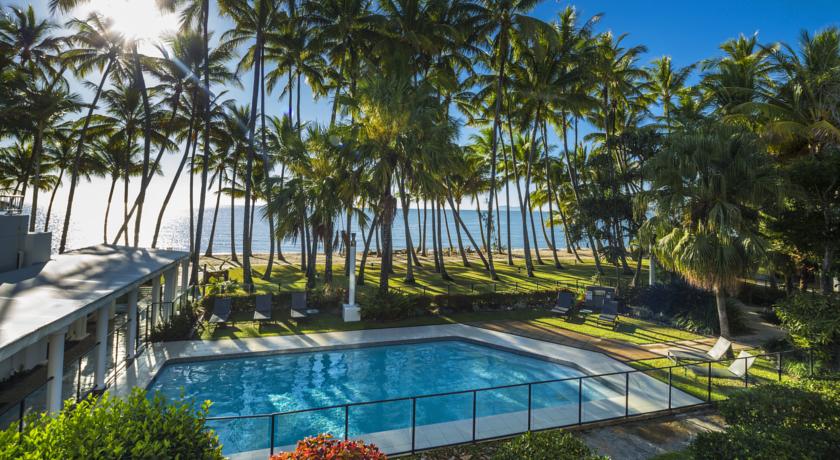 Alamanda Palm Cove by Lancemore