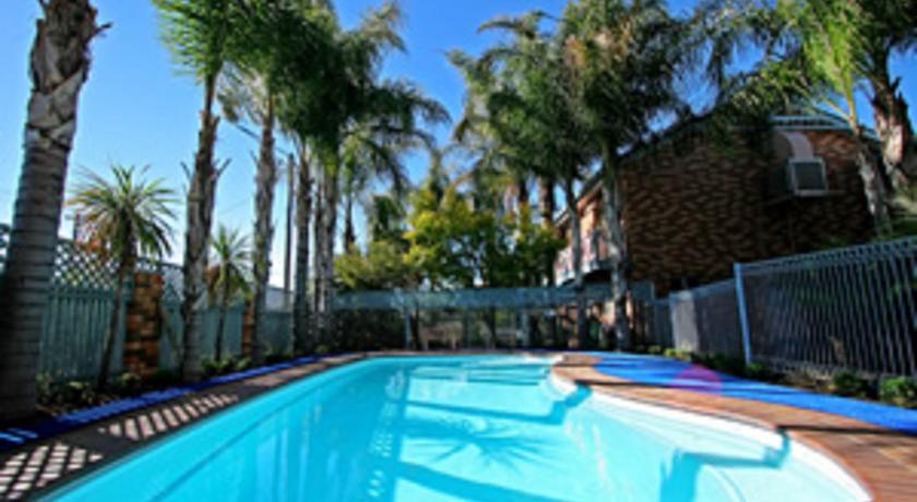 Cattlemans Country Motor Inn