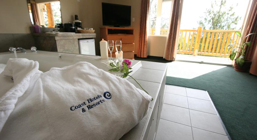 Coast Hillcrest Resort