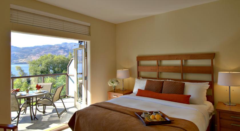 Cove Lakeside Resort