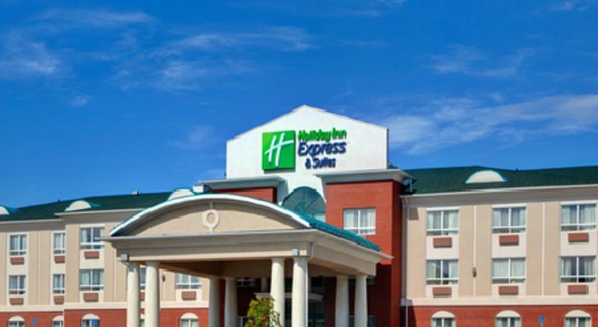 Holiday Inn Express & Suites Hinton