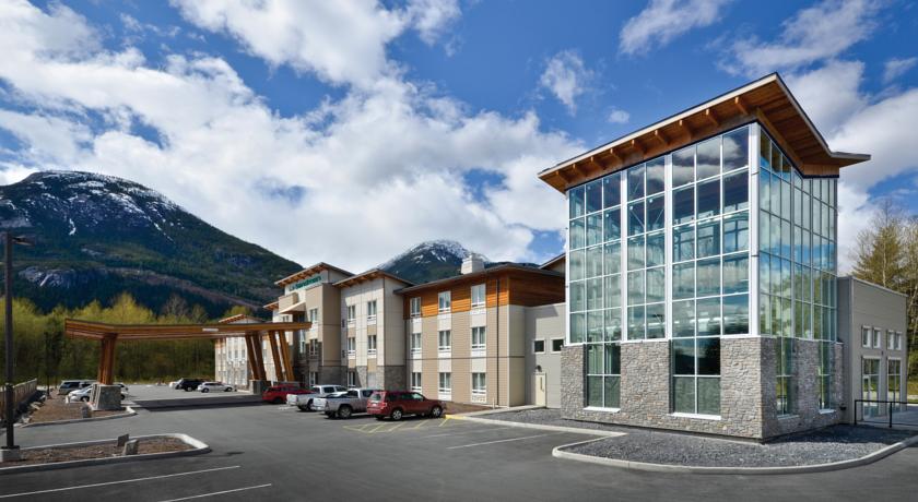 Sandman and Suites Squamish