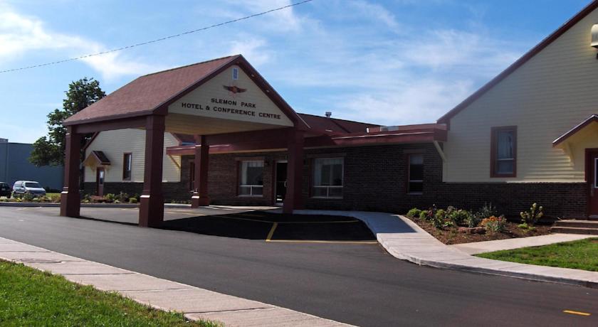 Slemon Park Hotel & Conference Centre