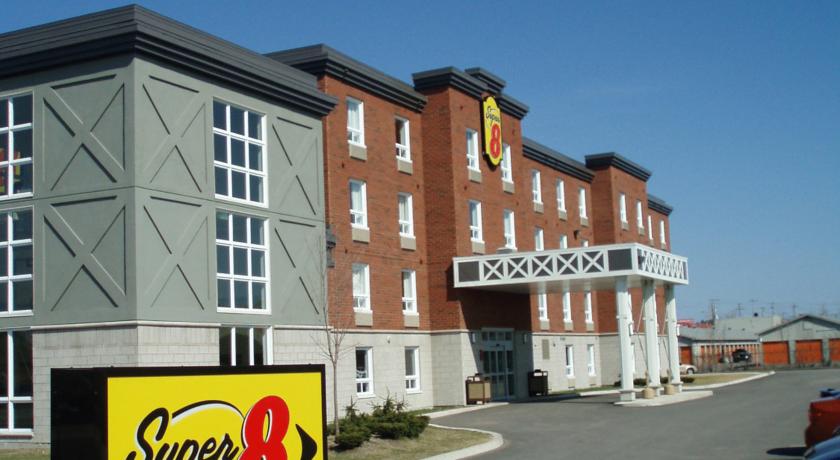 Super 8 St-Jerome