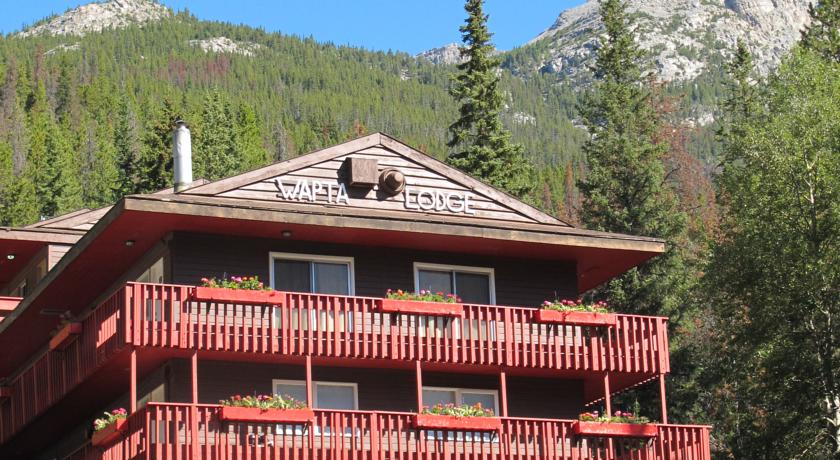 The Great Divide Lodge