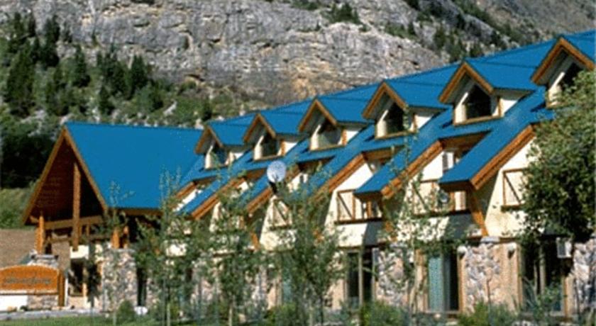 Waterton Glacier Suites