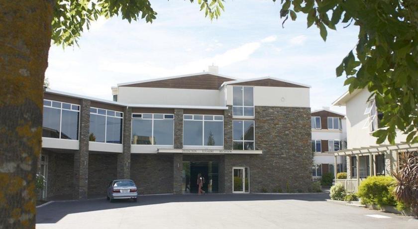 Distinction Luxmore Te Anau