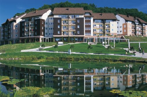 Rosa Apartment Complex