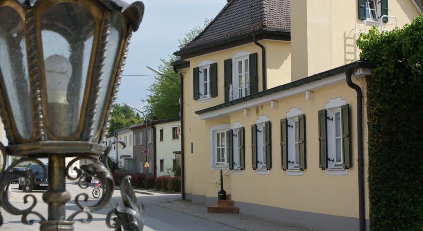 Chalet zum Kurf"urst