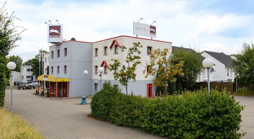 bon marche h^otel Bochum ex Formule 1 Bochum Nord Ost Riemke
