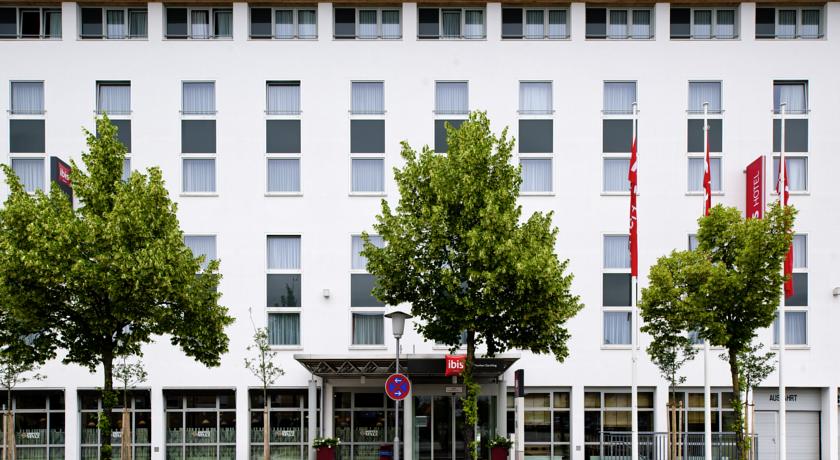ibis M"unchen Garching