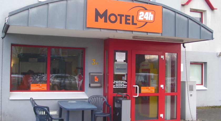 Motel 24h K"oln