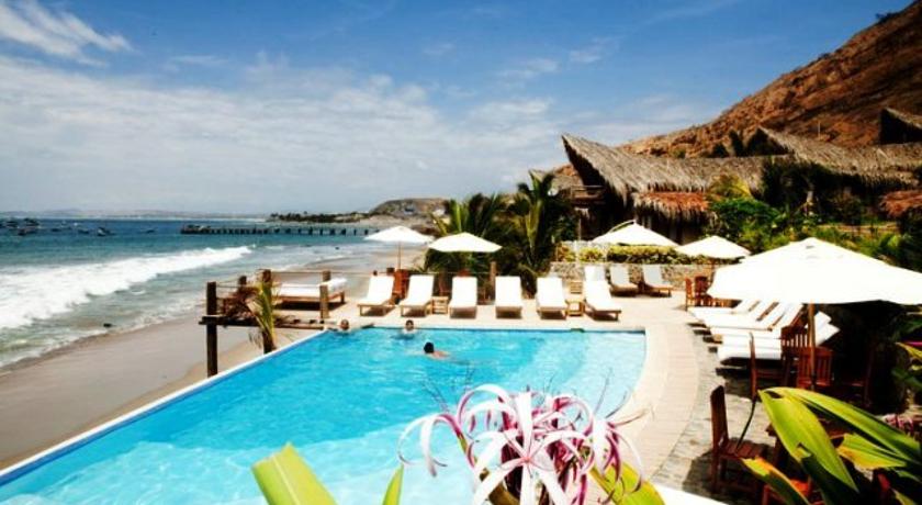 Grandmare & Bungalows