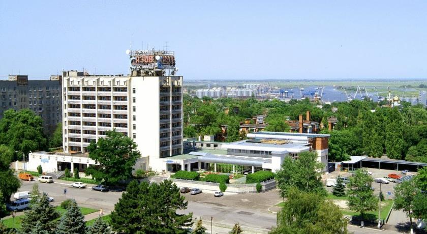 AMAKS Hotel Azov