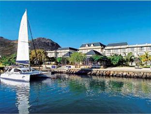 Le Suffren Hotel & Marina