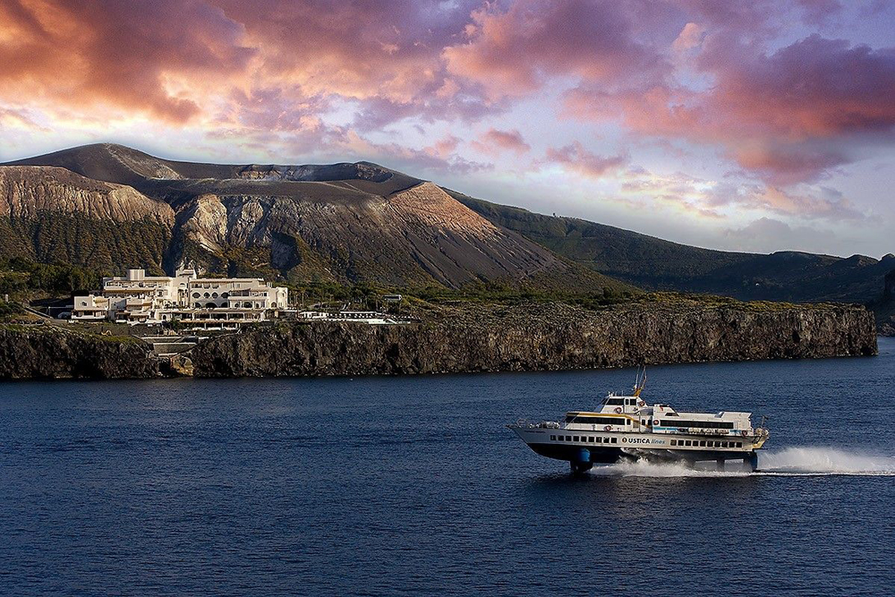 Therasia Resort Sea and SPA