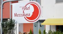 Mezzaluna