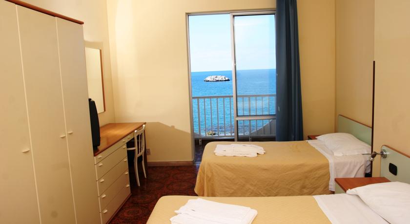 Club Il Gattopardo Sea Palace