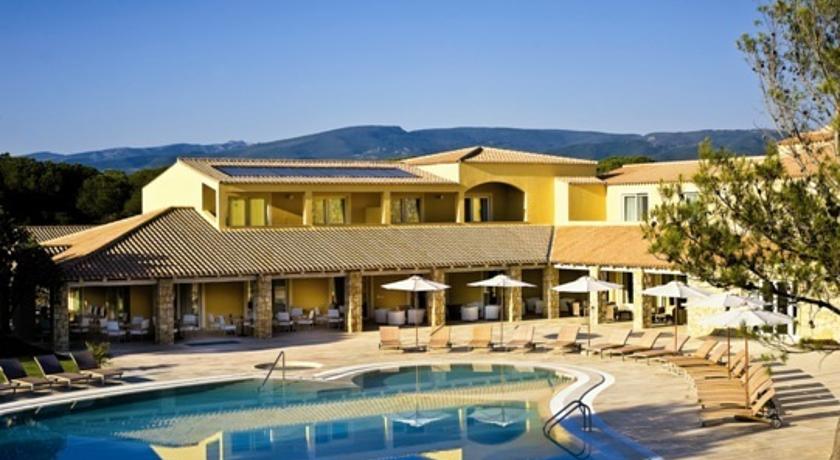 Golf Hotel Is Arenas