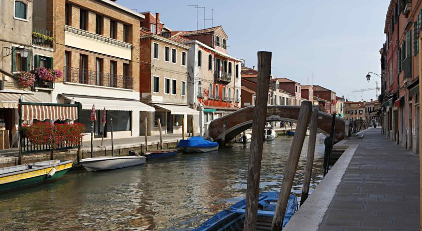 Murano Palace