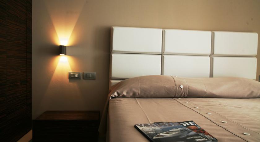 White Hotel & Resort