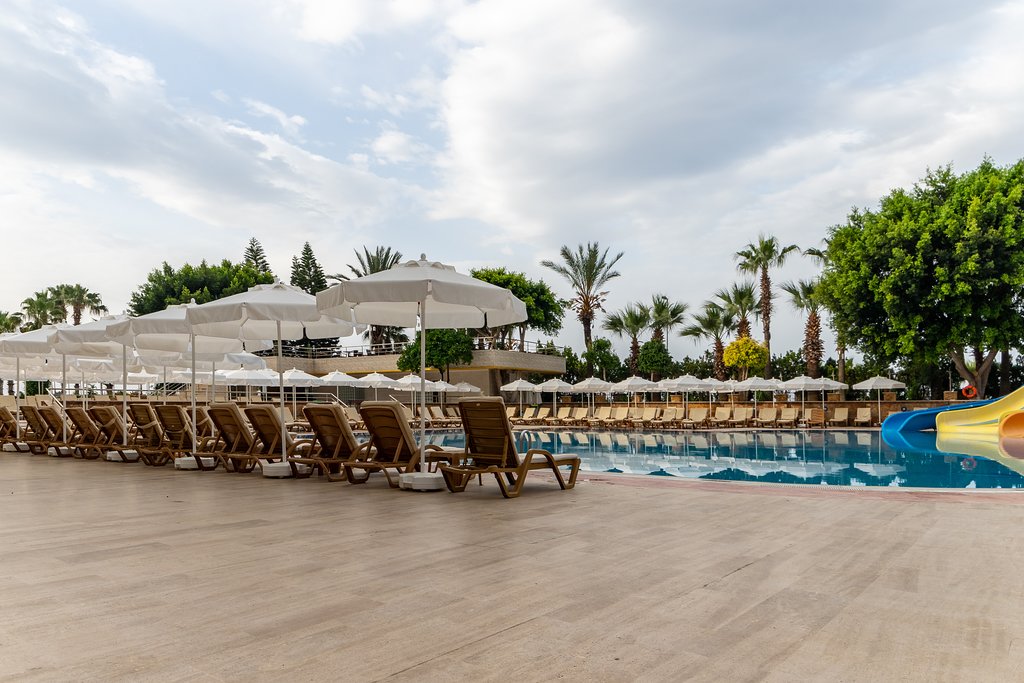 Отели Турции снизили цены для россиян