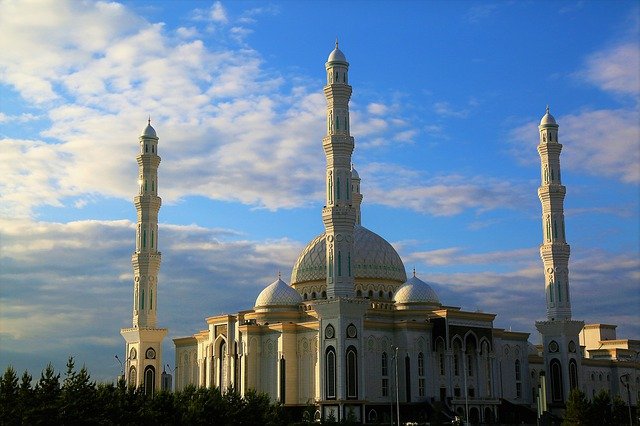 Борат будет продвигать Казахстан как туристическое направление