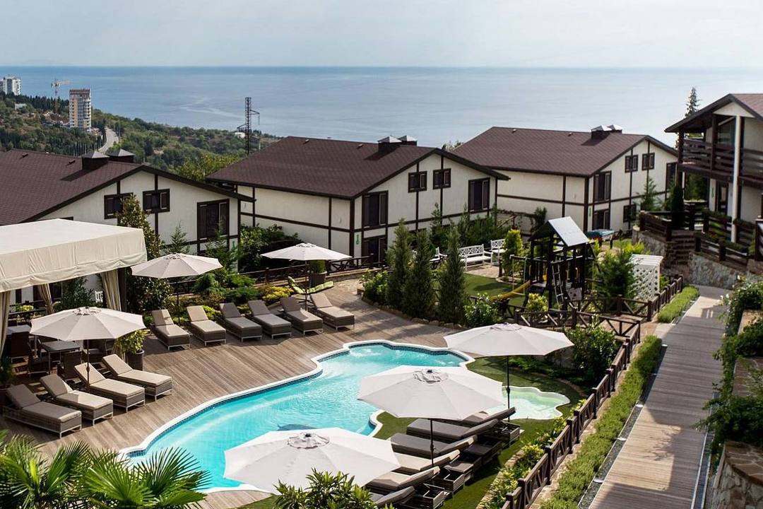 Курортный клуб "Dачi"