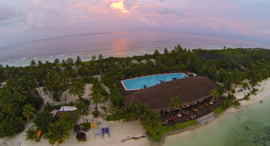 Canareef Resort Maldives