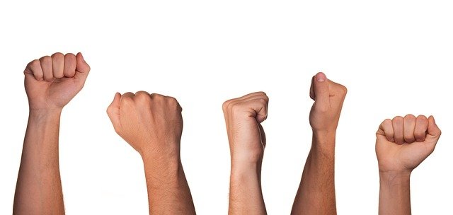 Российские туристы устроили бунт: люди не хотят попасть в заточение после путешествия