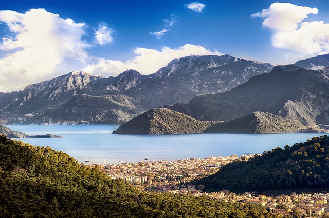 Снежная и холодная погода на популярном курорте Турции сменилась теплом