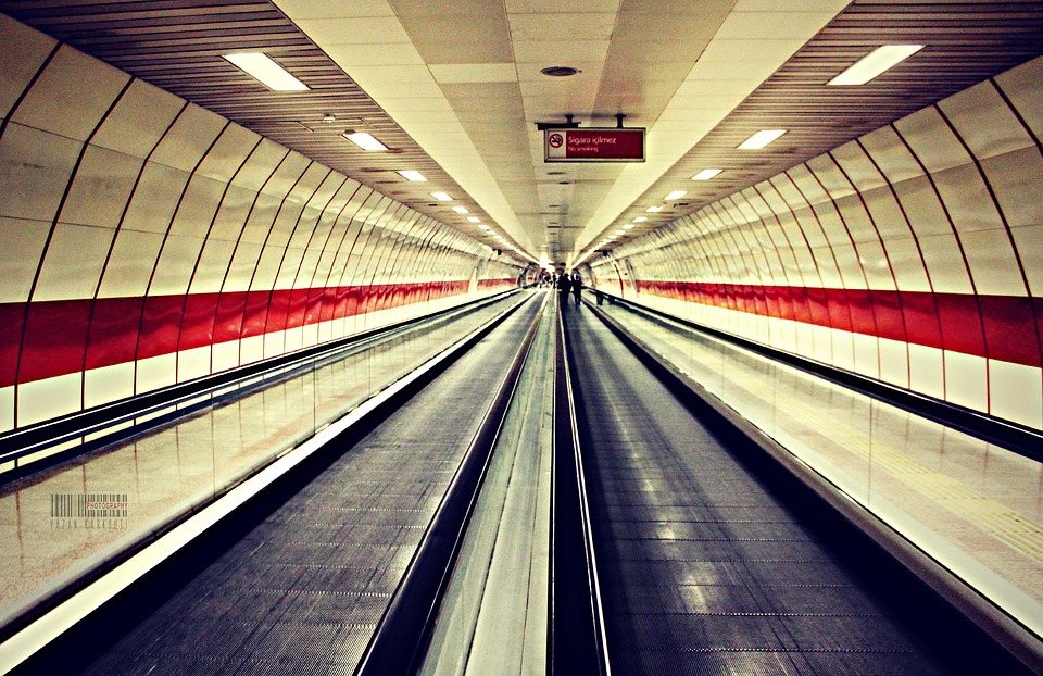 Стамбул переходит на круглосуточный режим работы общественного транспорта