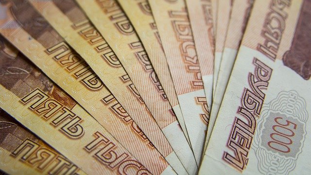 Туристов опять оставят без денег: Ростуризм согласовал отсрочку выплаты 7 млрд