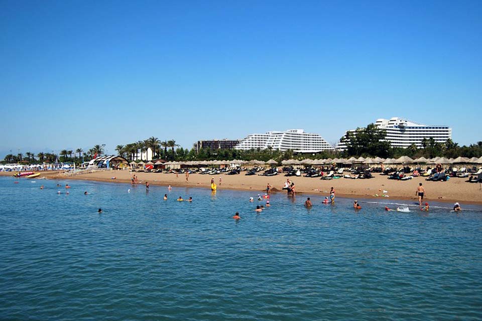 Турецкие отели делают прибыли на российских туристах!