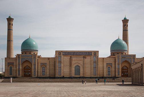 Туристка подсчитала все траты, необходимые для путешествию по Узбекистану: особенно удивила стоимость еды