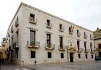 Библиотека Фернандо де Лоасес