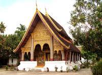 Королевский дворец и храм Хо Кхам