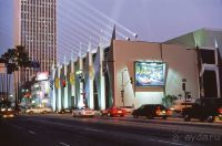 Автомобильный музей Петерсона