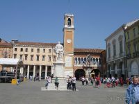 Палаццо Бриоли и Часовая башня